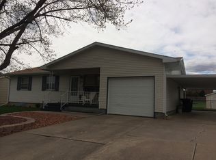 3806 C Ave, Kearney, NE 68847