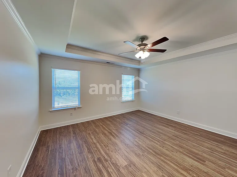 6192 Bridlewood Ln — Photo 10