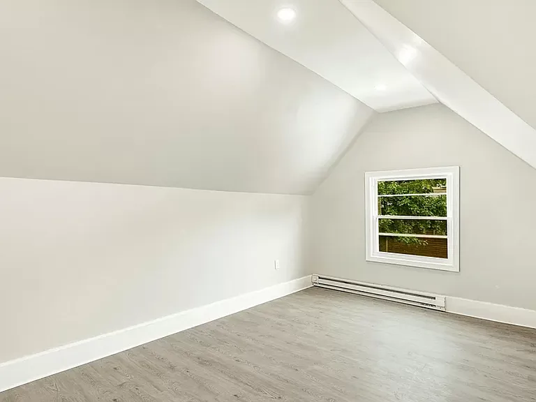 34 William St #2C — Photo 8