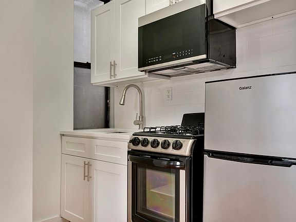5th image of 31 E 1st St APT 4C
