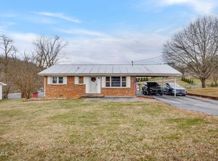 1504 Squibb Dr, Johnson City, TN 37601