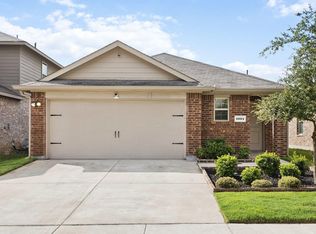 1034 Old Oaks Dr, Forney, TX 75126