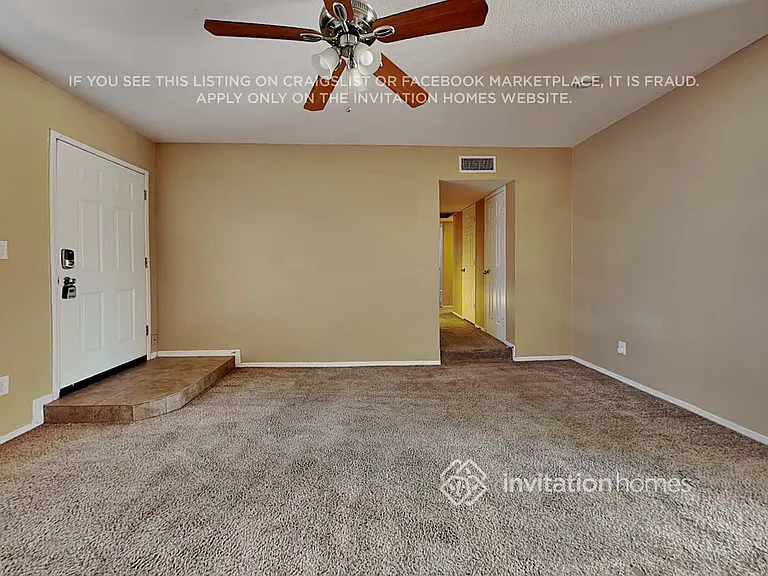5041 W Sandra Ter — Photo 4