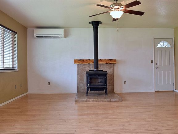 4th image of 1407 Dove Ln