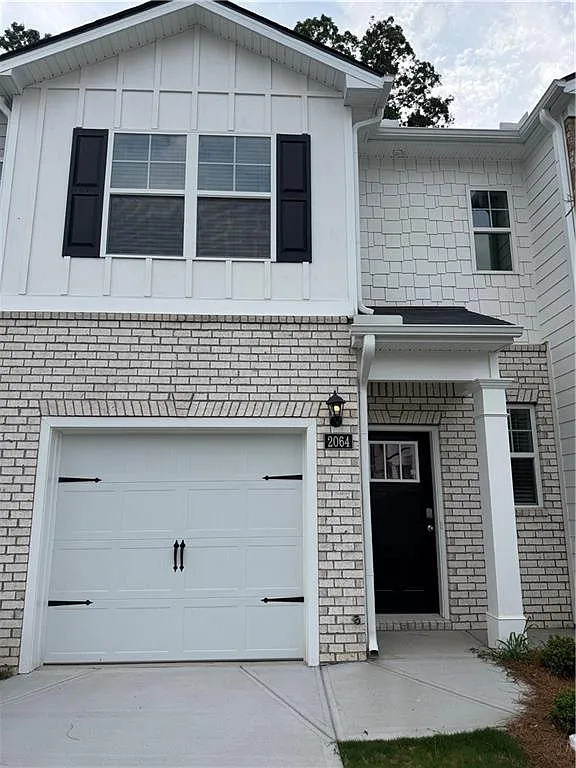 3 bed, 2.5 bath, $2,299 — Photo 1