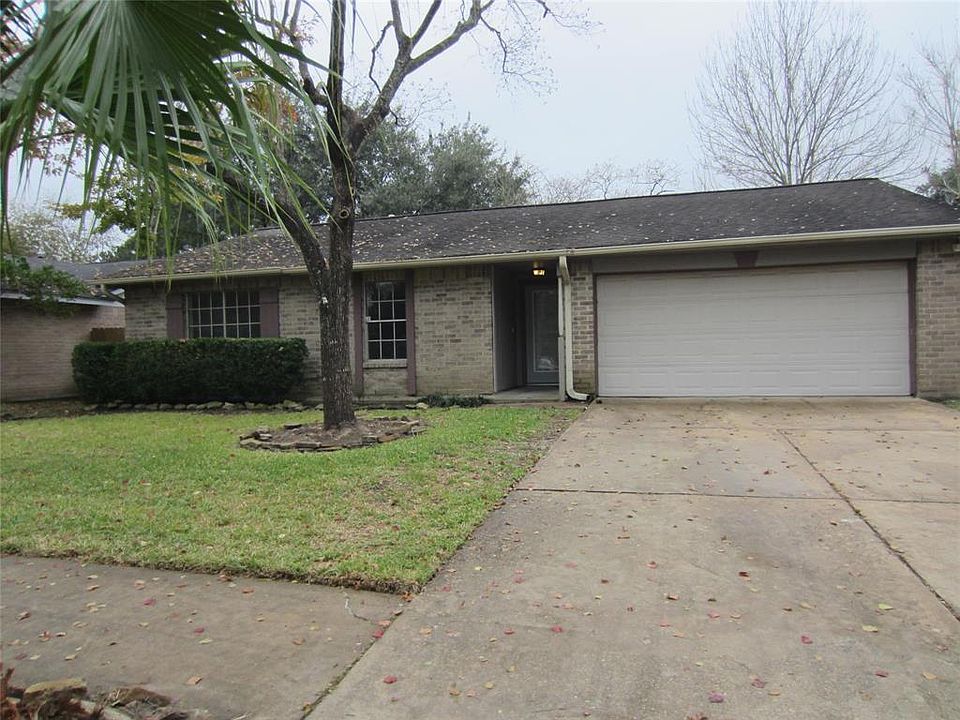 1st image of 16403 Cypress Point Dr