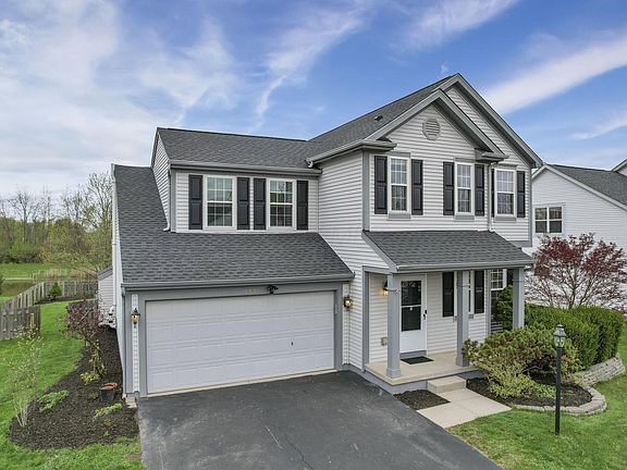 4th image of 358 Linden Cir