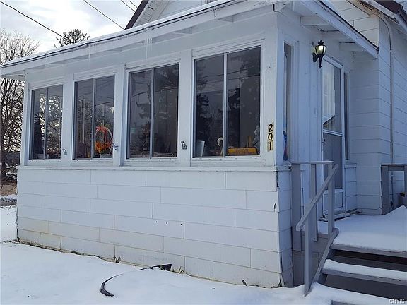 2nd image of 201 Gillespie Ave