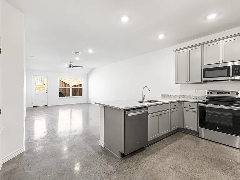 1207 Concord Dr #B — Photo 6