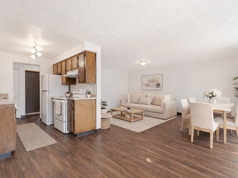 Rockwood Park Apartments — Photo 2