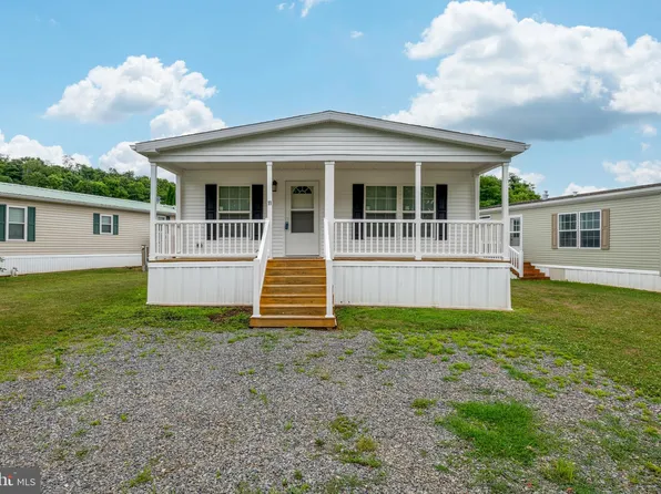 11 Monica Dr, Halifax, PA 17032
