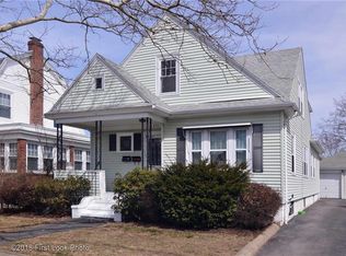 415 Mount Pleasant Ave, Providence, RI 02908