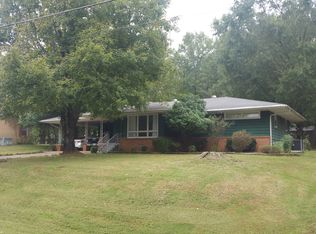 206 Monroe St, Paris, TN 38242