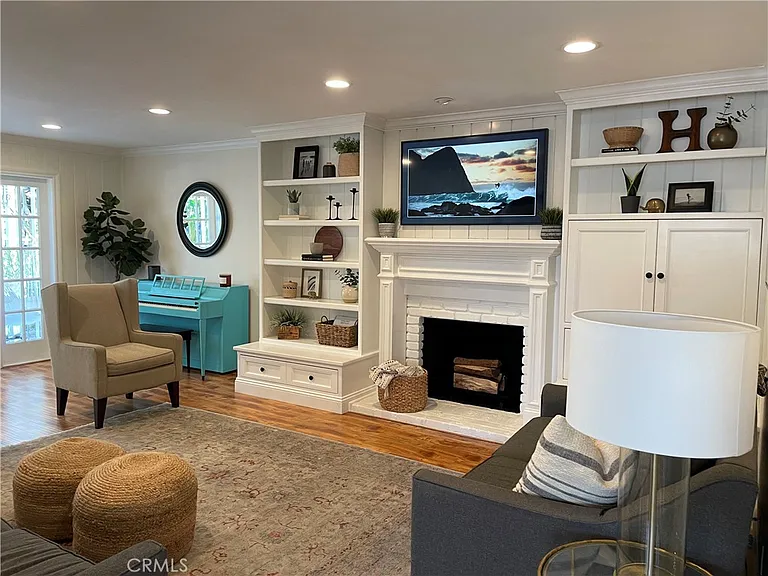 17731 Oak St — Photo 12