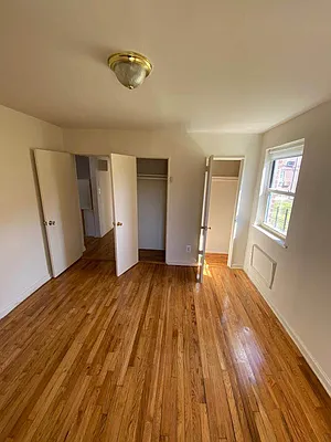 Rented by Contact Realty | media 10