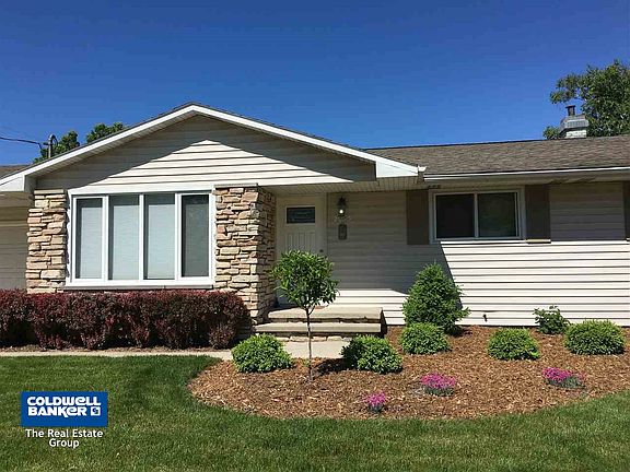 Welcome to 2805 S Cypress