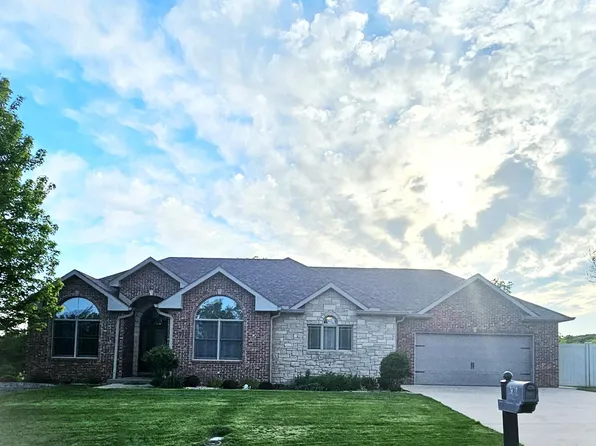3608 Cody Dr, Jefferson City, MO 65109