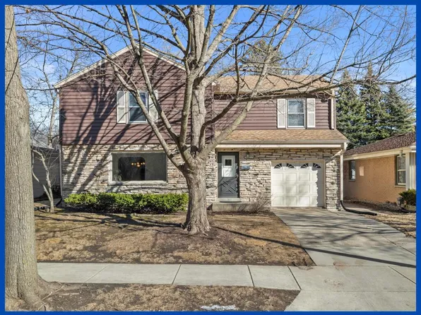 5770 North Crestwood BOULEVARD, Glendale, WI 53209