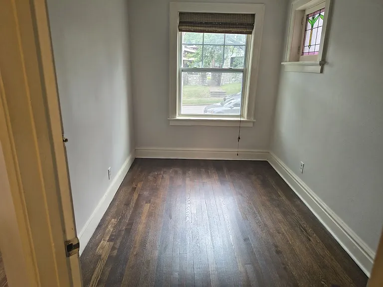 5041 Mardel Ave #B — Photo 8