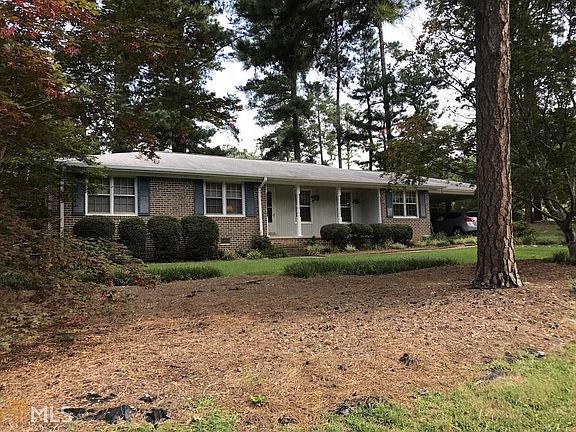2nd image of 3022 Saint Charles Ave #16