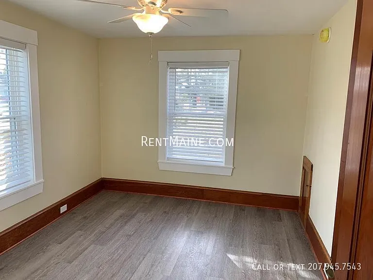 54 Western Ave — Photo 11