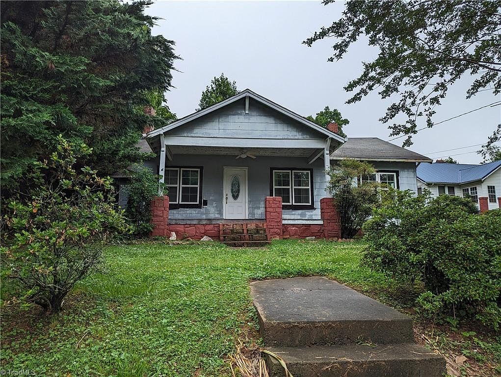 214 N Main St, Jonesville, NC 28642 Zillow