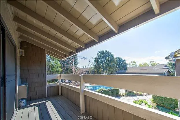 262 Streamwood — Photo 111