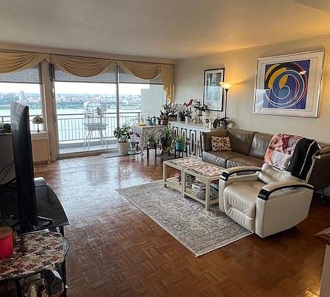 4th image of 2 Horizon Rd APT 1423