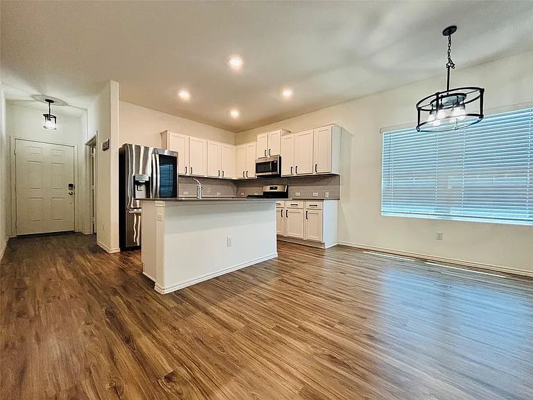 21300 Bird Wing Dr — Photo 5