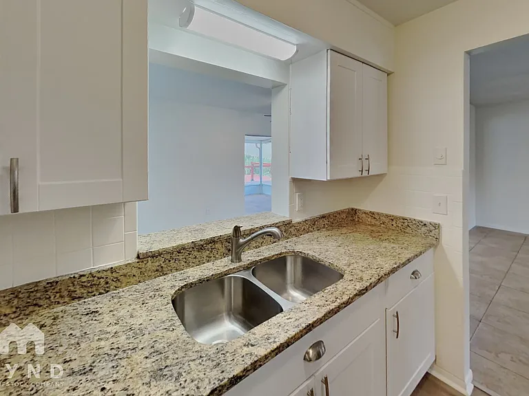 12431 Brookside St — Photo 10