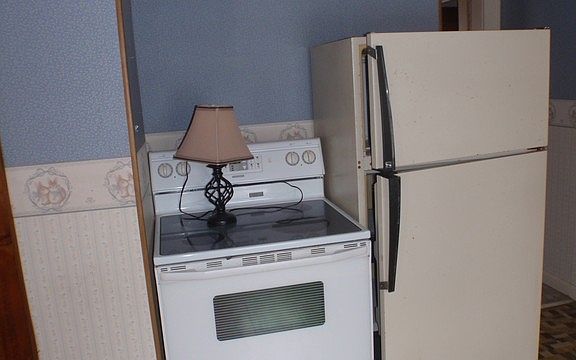 4th image of 1391 W Country Club Dr