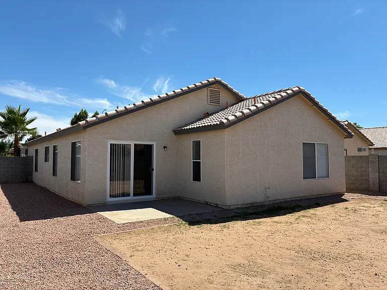 10422 W Windsor Blvd — Photo 41