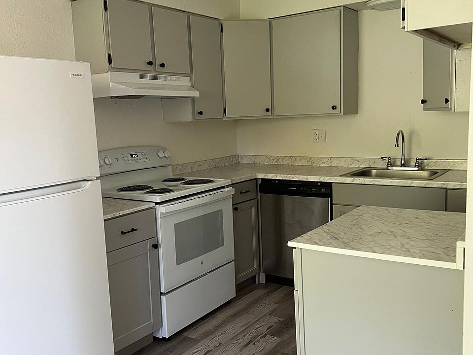1st image of 61371 Barger Rd #C