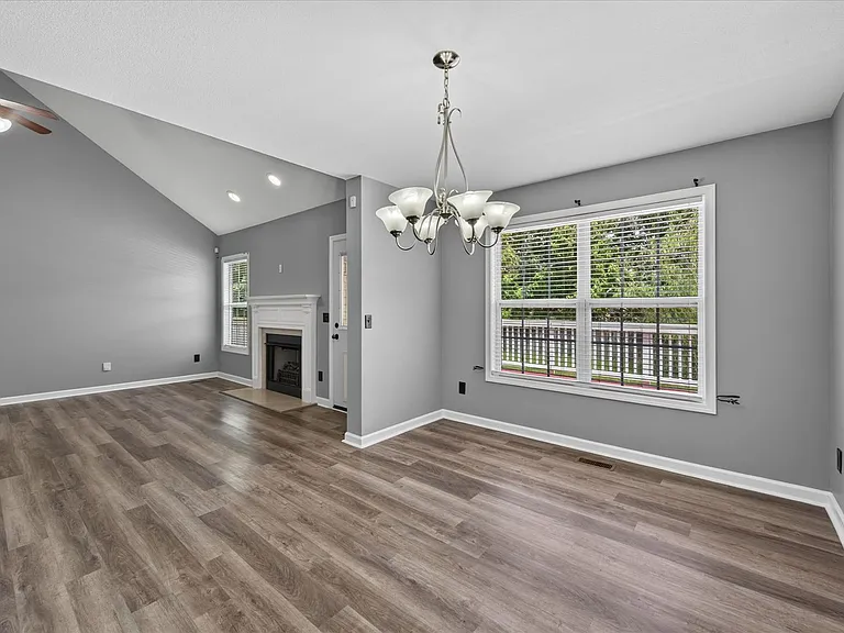 3697 Nadia Dr — Photo 11