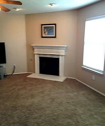 4th image of 5116 Whisper Dr