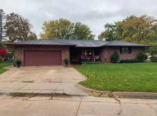 745 N Garden City Rd, Fremont, NE 68025