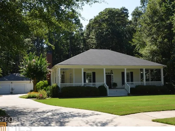 155 Hill Ave, Fayetteville, GA 30215