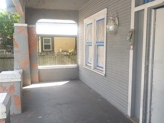 4th image of 1021 E 15th Ave