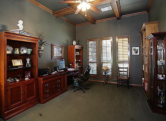 5th image of 338 Pine Valley Dr
