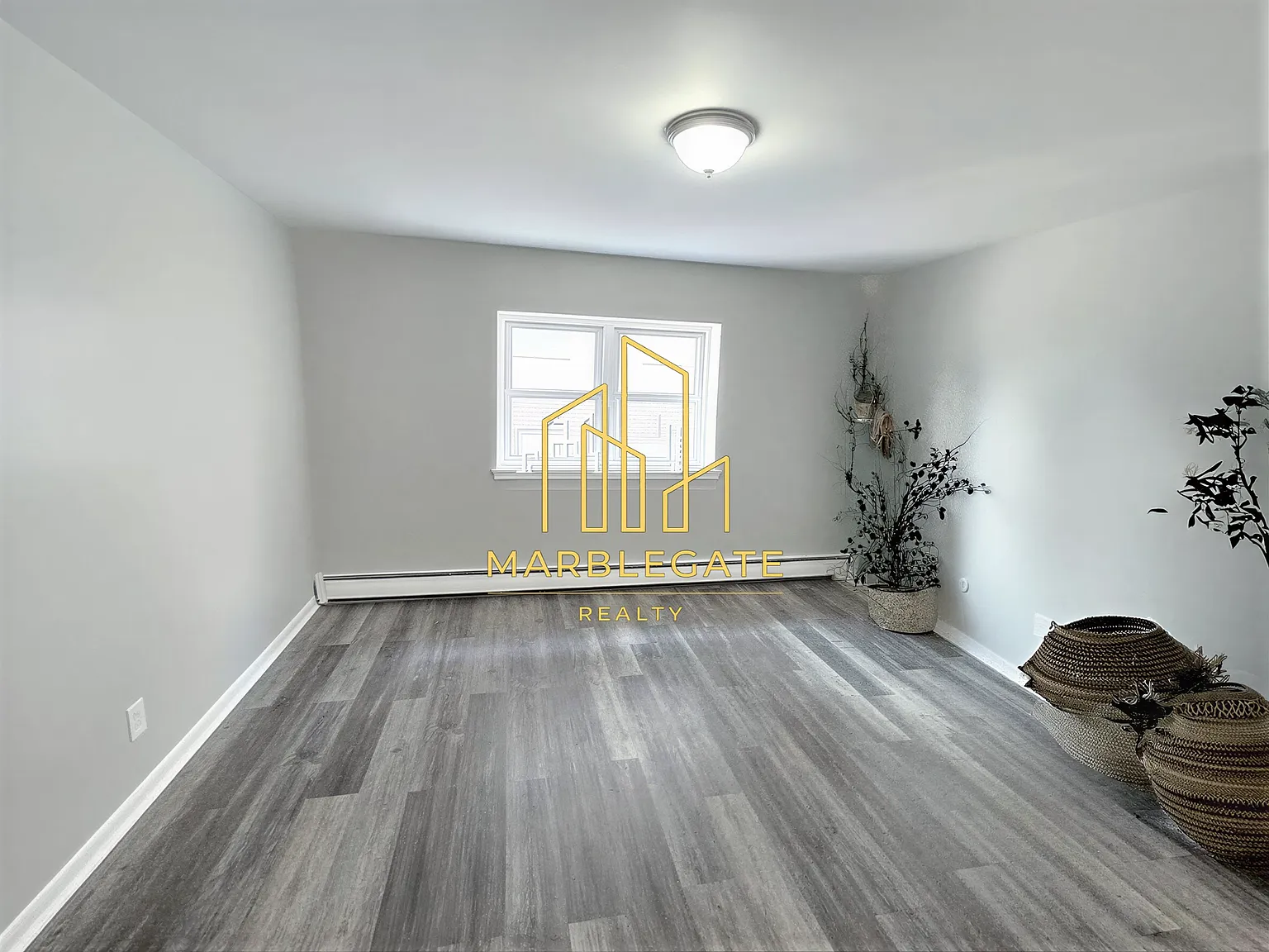 2 bed, 850 sqft, $1,650 — Photo 2