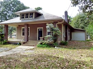 1120 S Center St, Lonoke, AR 72086