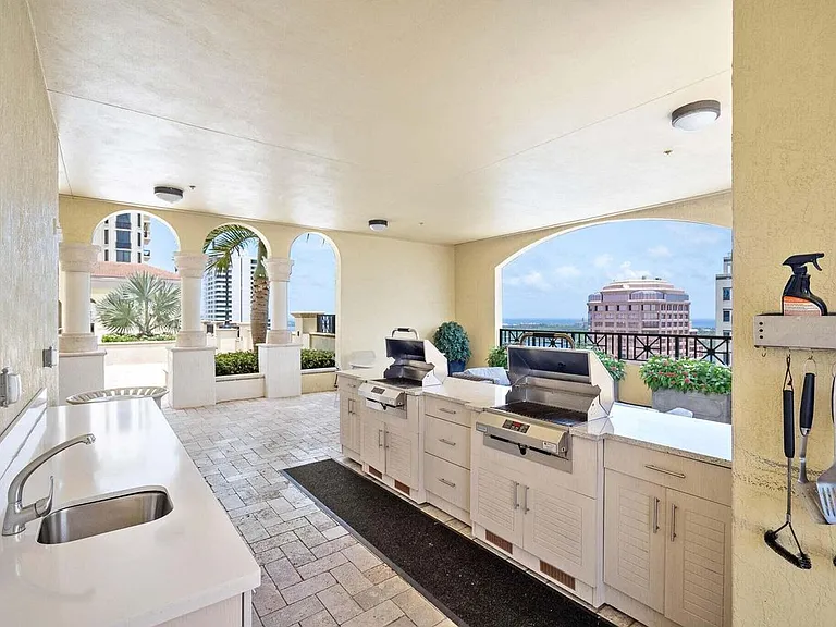 801 S Olive Ave #437 — Photo 6
