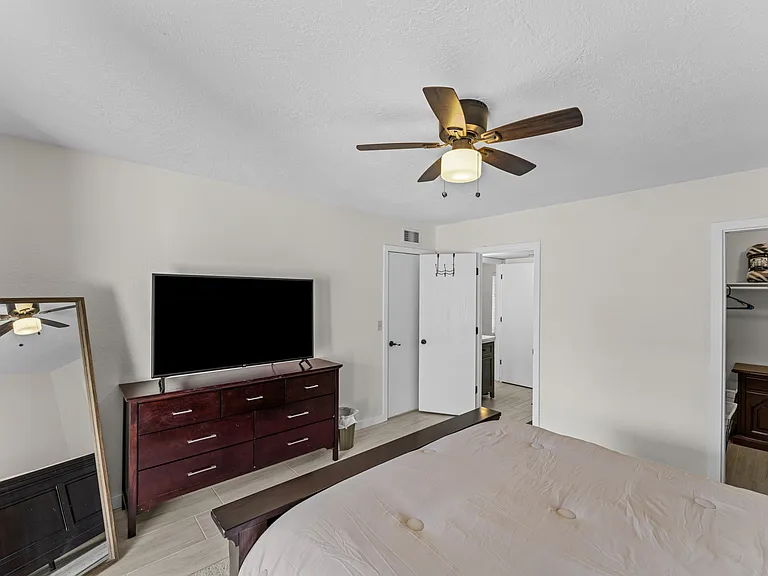 4992 N Via Carina — Photo 14