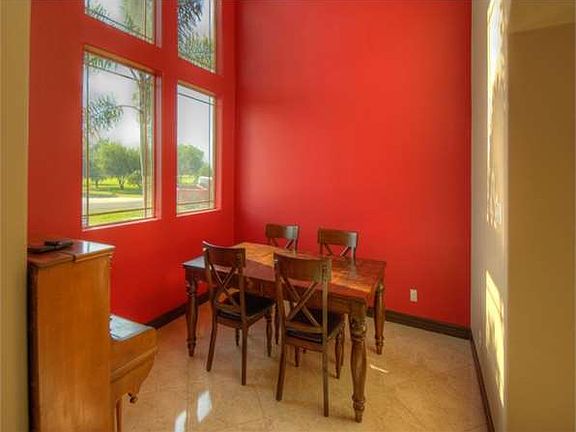 5th image of 28255 McLelland Dr
