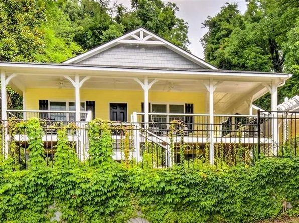 255 S Grove St, Dahlonega, GA 30533