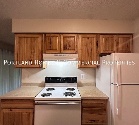 3rd image of 15782 SE Division St #13