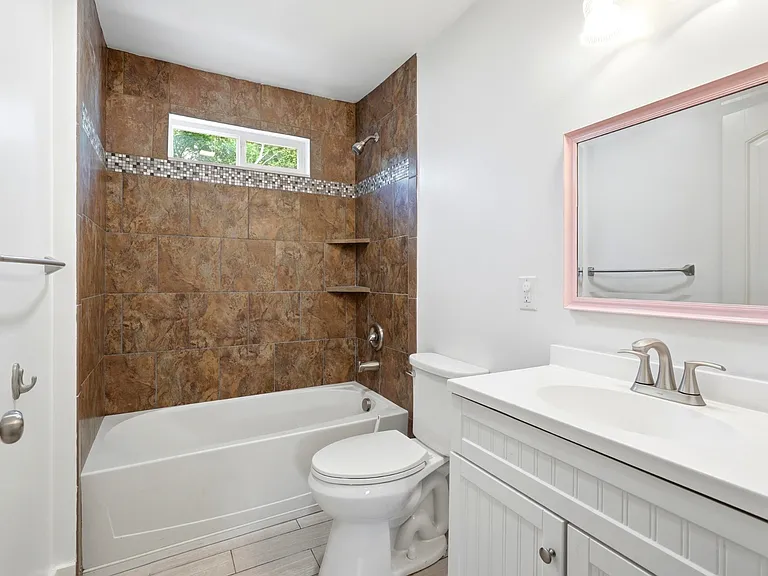 527 Stevenson St — Photo 25