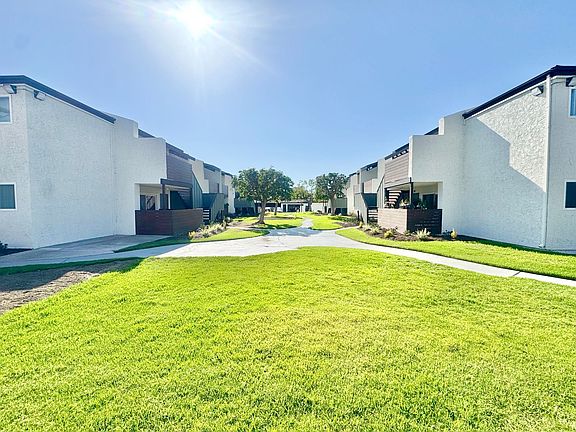 2nd image of 6952 Westpark Pl APT B6