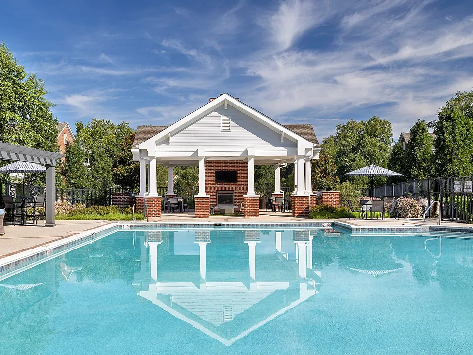 Resort-style Pool and Sundeck with Wi-Fi