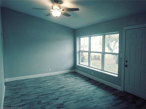 4th image of 1205 Lake Clay Dr